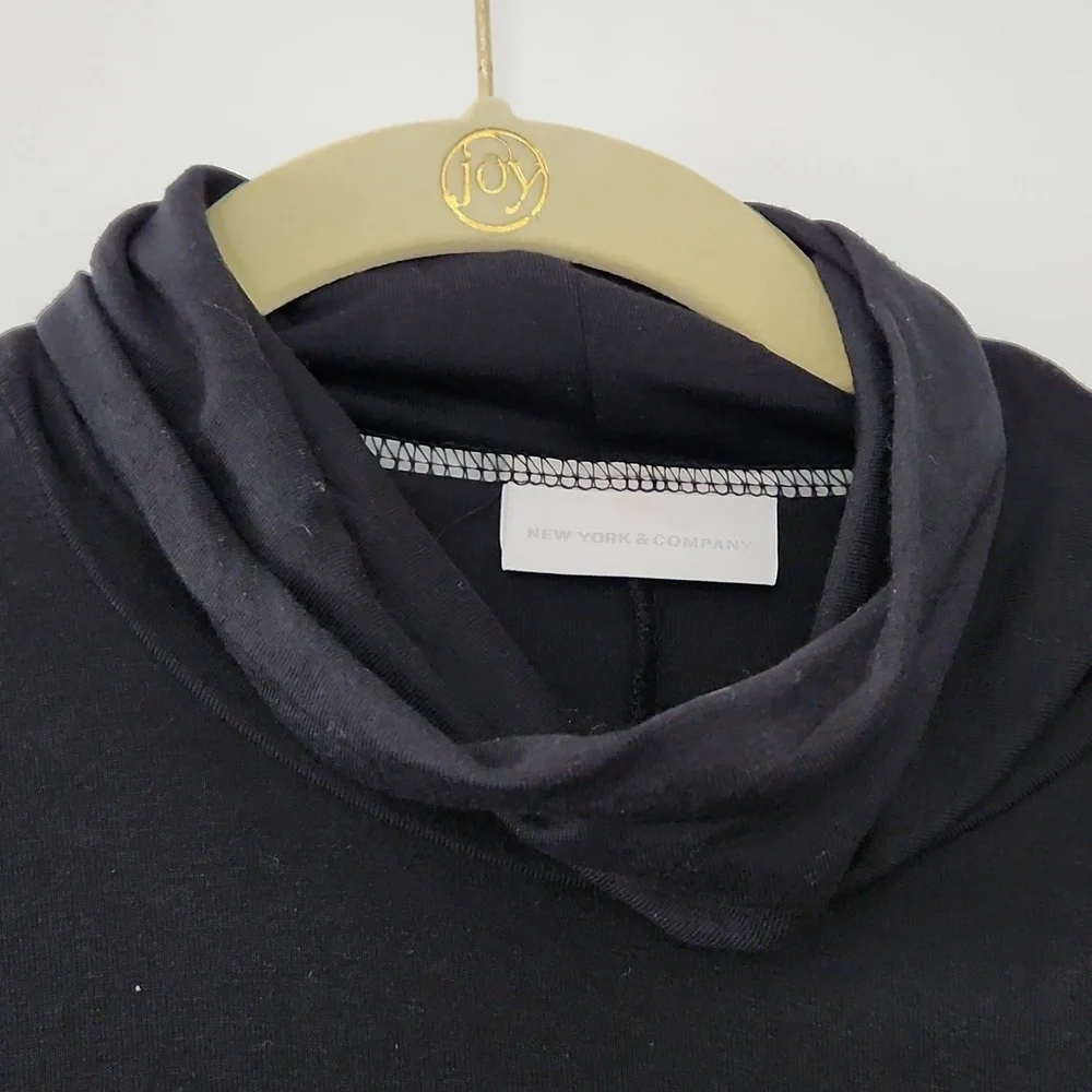 Turtleneck - Picture 2 of 6